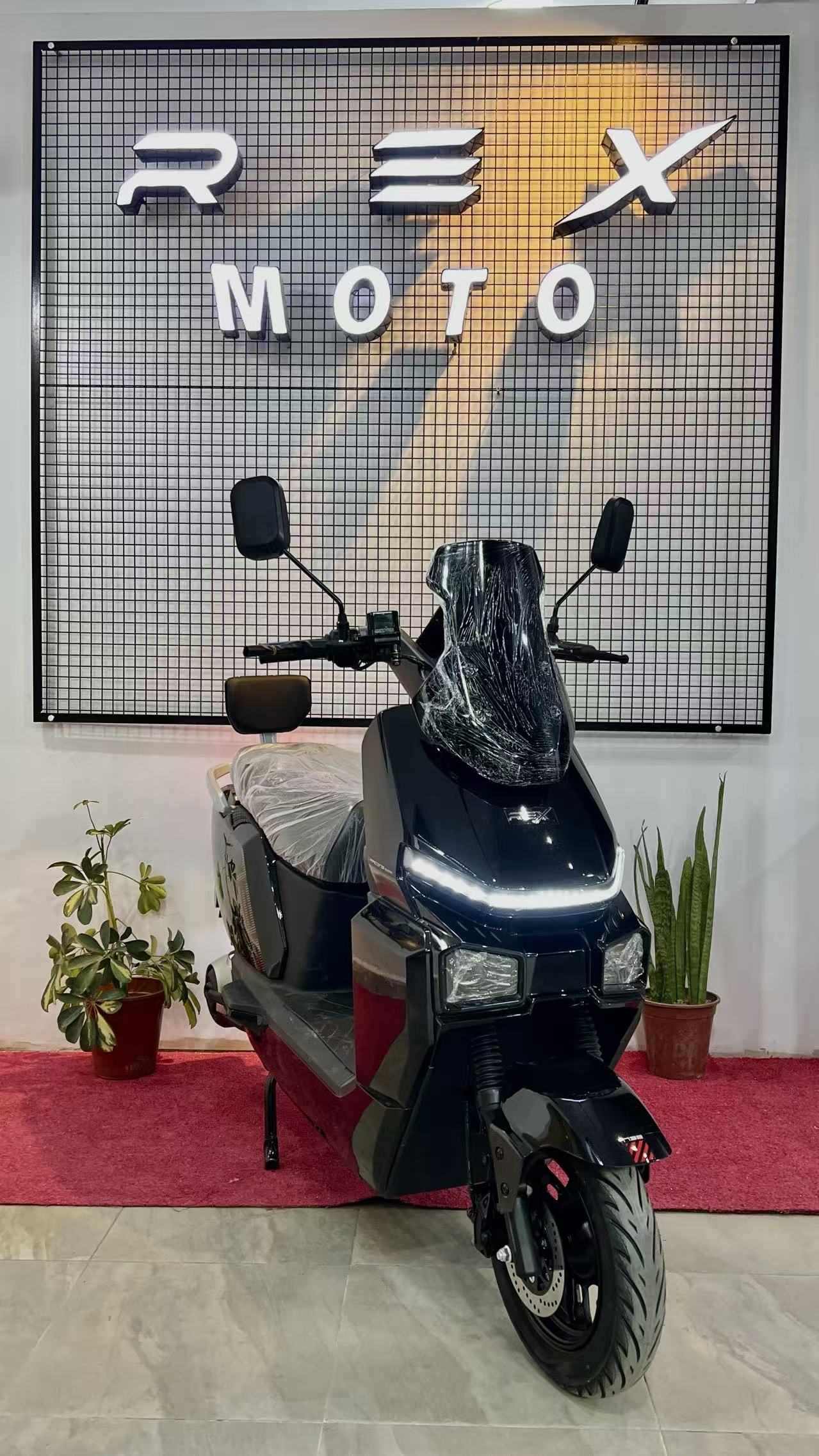 REX N32 1500 W